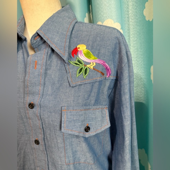 Vintage hand embroidered denim western shirt. Parrot, mushroom, tree, stars, L - Picture 7 of 8
